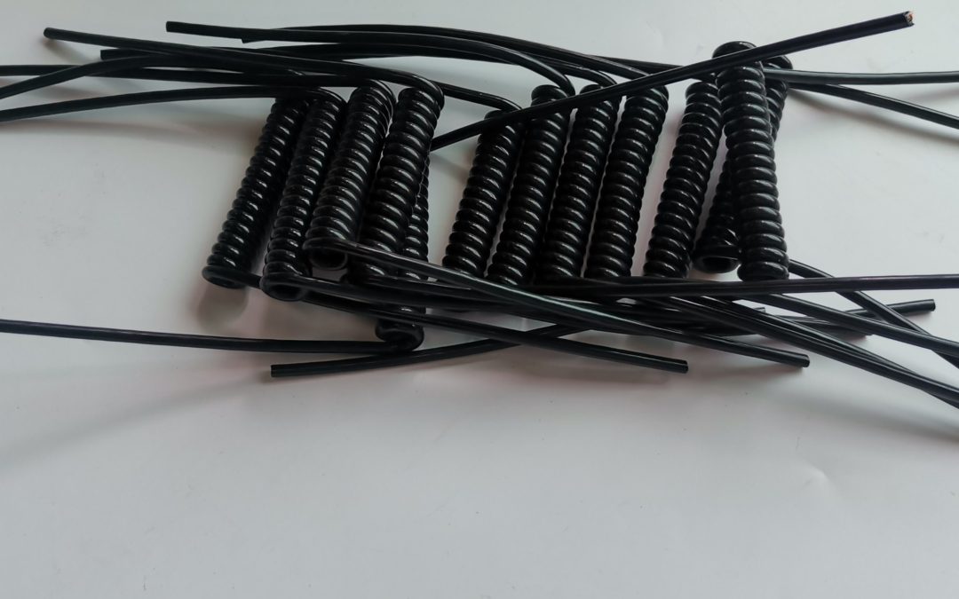 https://autacusa.com/wp-content/uploads/2022/06/5core-1mm2-PUR-Electrical-Coil-Cables-Retractile-Cords-1-1080x675.jpg