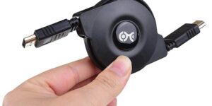 Retractable cords with double usb points