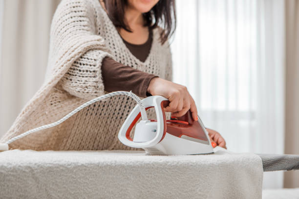 Retractable Cord Steam Iron